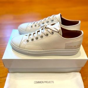 Brand new Woman by Common Projects White Sneakers